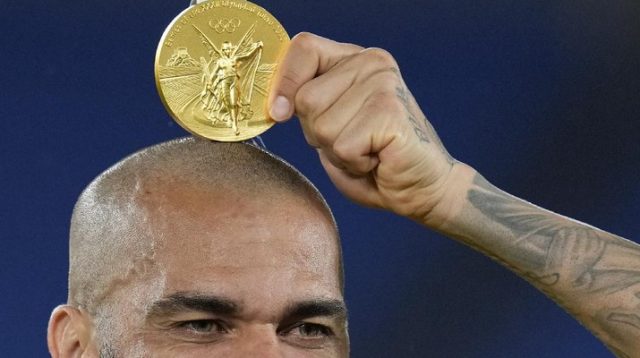 Dani Alves (Foto: AP/Fernando Vergara)