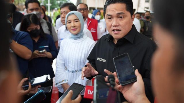 Menteri BUMN Erick Thohir di SPBU MT Haryono, Jakarta, Selasa (3/1/2023)